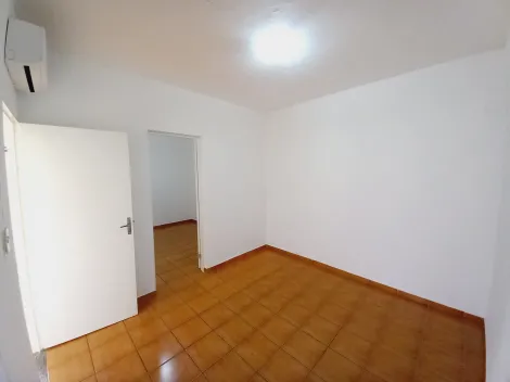 Alugar Casa / Padrão em Ribeirão Preto R$ 550,00 - Foto 10