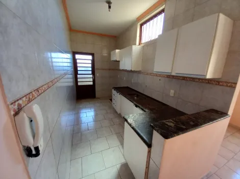 Alugar Casa / Padrão em Ribeirão Preto R$ 1.400,00 - Foto 5