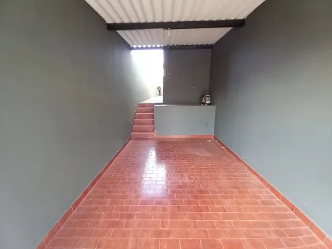 Alugar Casa / Padrão em Ribeirão Preto R$ 1.050,00 - Foto 5