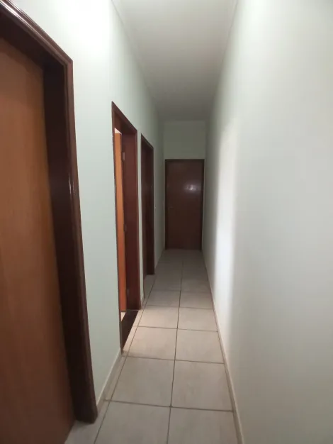 Alugar Casa / Padrão em Ribeirão Preto R$ 1.900,00 - Foto 8