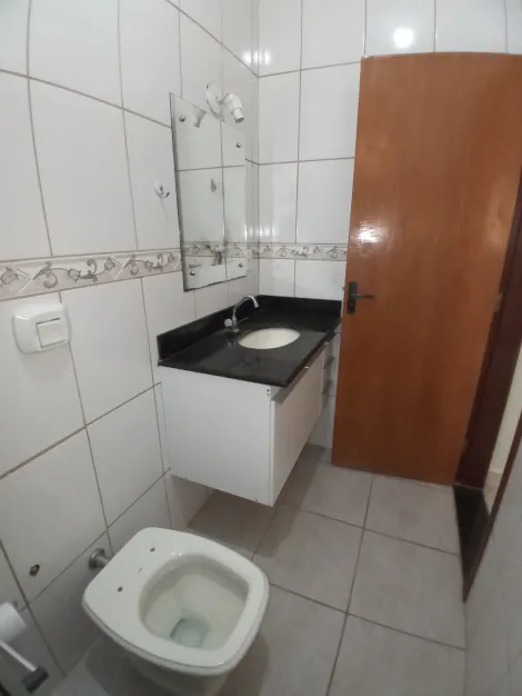 Alugar Casa / Padrão em Ribeirão Preto R$ 1.900,00 - Foto 14