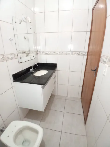 Alugar Casa / Padrão em Ribeirão Preto R$ 1.900,00 - Foto 17