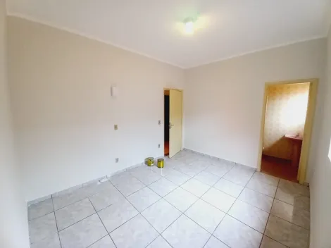 Alugar Casa / Padrão em Ribeirão Preto R$ 1.800,00 - Foto 11