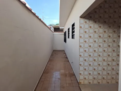 Alugar Casa / Padrão em Ribeirão Preto R$ 4.200,00 - Foto 12