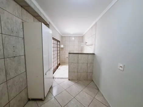 Alugar Casa / Padrão em Cravinhos R$ 2.500,00 - Foto 24