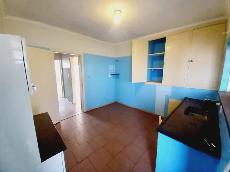 Alugar Casa / Padrão em Ribeirão Preto R$ 1.400,00 - Foto 13