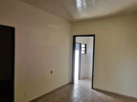 Casa / Padrão em Ribeirão Preto Alugar por R$1.800,00