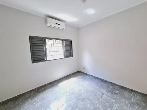 Alugar Casa / Padrão em Ribeirão Preto R$ 3.200,00 - Foto 13