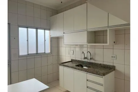 Alugar Casa / Padrão em Ribeirão Preto R$ 3.000,00 - Foto 7