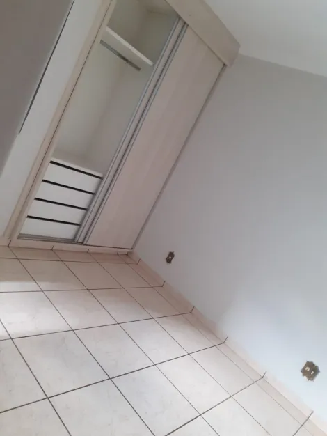 Alugar Apartamento / Padrão em Ribeirão Preto R$ 980,00 - Foto 3