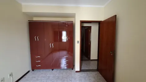 Alugar Apartamento / Padrão em Ribeirão Preto R$ 1.700,00 - Foto 8