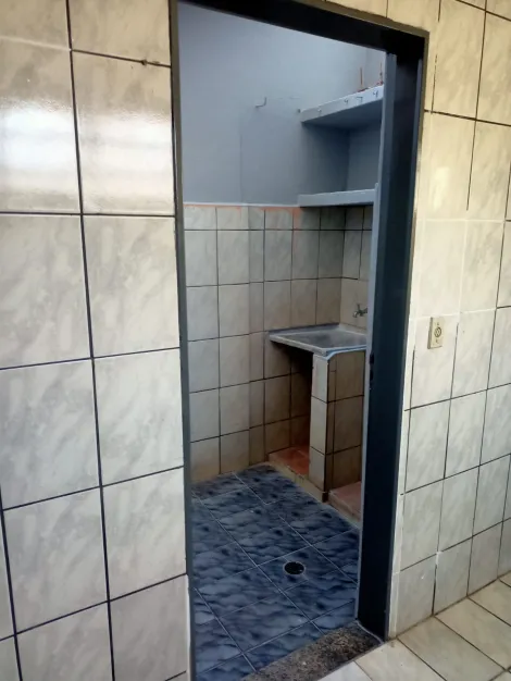 Alugar Casa / Padrão em Ribeirão Preto R$ 850,00 - Foto 23