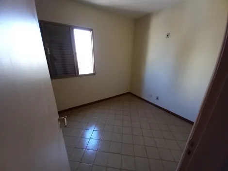 Alugar Apartamento / Padrão em Ribeirão Preto R$ 1.500,00 - Foto 13