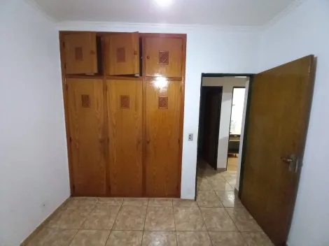 Alugar Casa / Padrão em Ribeirão Preto R$ 1.500,00 - Foto 10