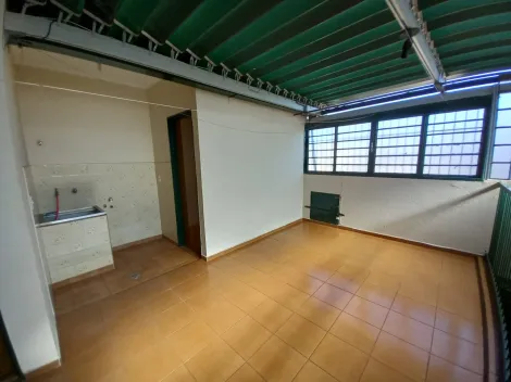 Alugar Casa / Padrão em Ribeirão Preto R$ 1.500,00 - Foto 13