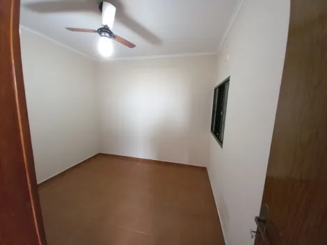 Alugar Casa / Padrão em Ribeirão Preto R$ 1.500,00 - Foto 17