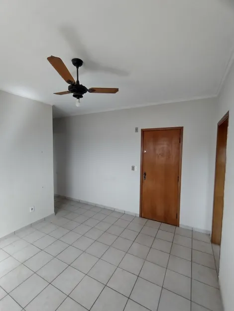 Apartamento / Padrão em Ribeirão Preto 