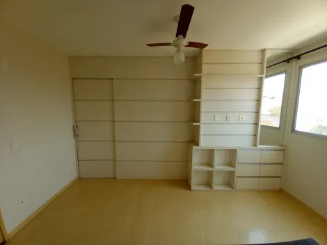 Alugar Apartamento / Padrão em Ribeirão Preto R$ 1.200,00 - Foto 2