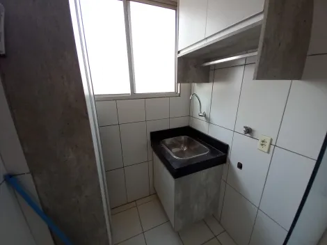 Alugar Apartamento / Padrão em Ribeirão Preto R$ 1.200,00 - Foto 5