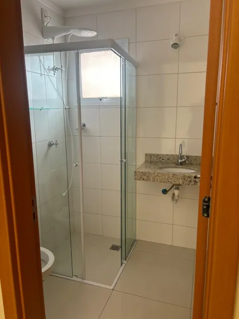 Alugar Apartamento / Padrão em Ribeirão Preto R$ 1.400,00 - Foto 5