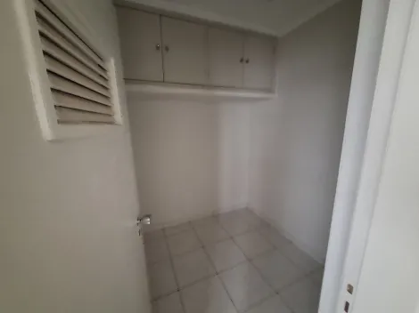 Alugar Apartamento / Padrão em Ribeirão Preto R$ 1.700,00 - Foto 8