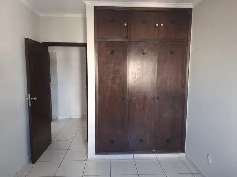 Alugar Apartamento / Padrão em Ribeirão Preto R$ 1.700,00 - Foto 12