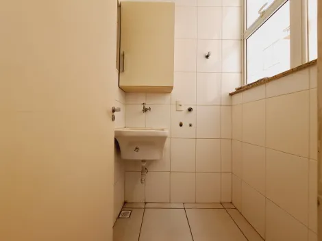 Alugar Apartamento / Padrão em Ribeirão Preto R$ 1.800,00 - Foto 23