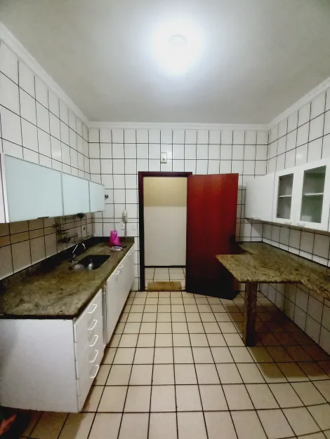 Alugar Apartamento / Padrão em Ribeirão Preto R$ 1.500,00 - Foto 6