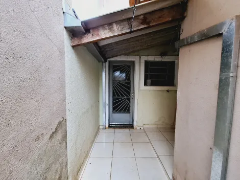 Alugar Casa / Padrão em Ribeirão Preto R$ 1.200,00 - Foto 14