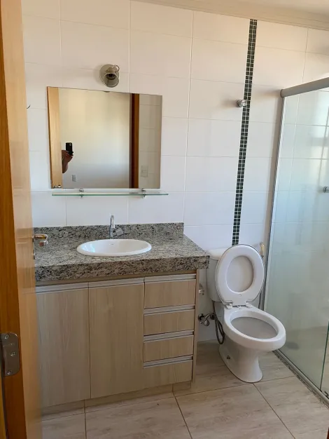 Alugar Apartamento / Padrão em Ribeirão Preto R$ 3.800,00 - Foto 13