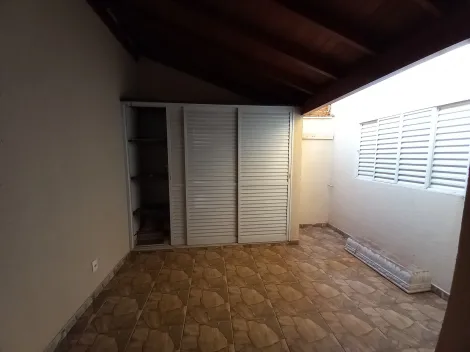 Alugar Casa / Padrão em Ribeirão Preto R$ 1.700,00 - Foto 13