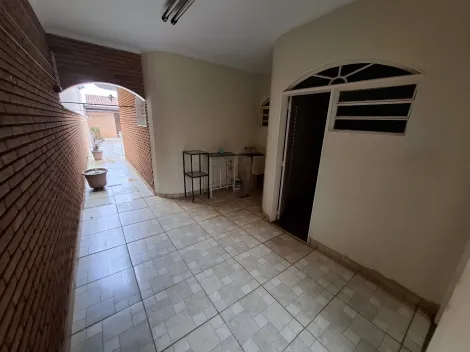 Alugar Casa / Padrão em Ribeirão Preto R$ 2.300,00 - Foto 7