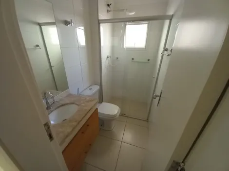 Alugar Apartamento / Padrão em Ribeirão Preto R$ 1.800,00 - Foto 8