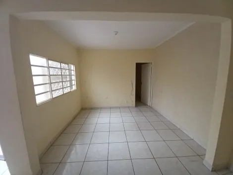 Alugar Casa / Padrão em Ribeirão Preto R$ 1.600,00 - Foto 5