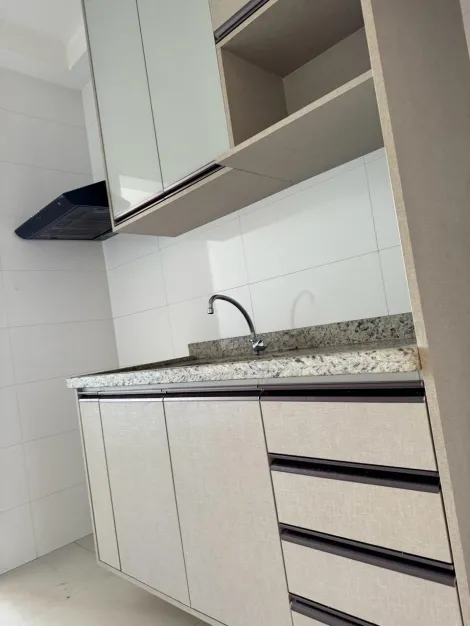 Alugar Apartamento / Padrão em Ribeirão Preto R$ 3.700,00 - Foto 6