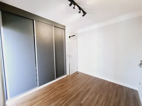 Alugar Apartamento / Padrão em Ribeirão Preto R$ 1.600,00 - Foto 8