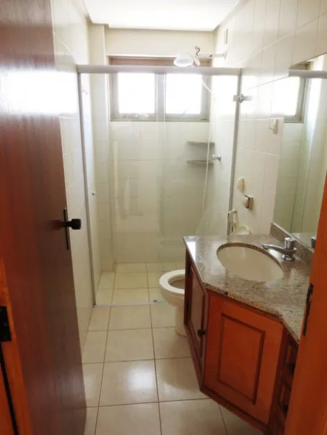 Alugar Apartamento / Padrão em Ribeirão Preto R$ 780,00 - Foto 8