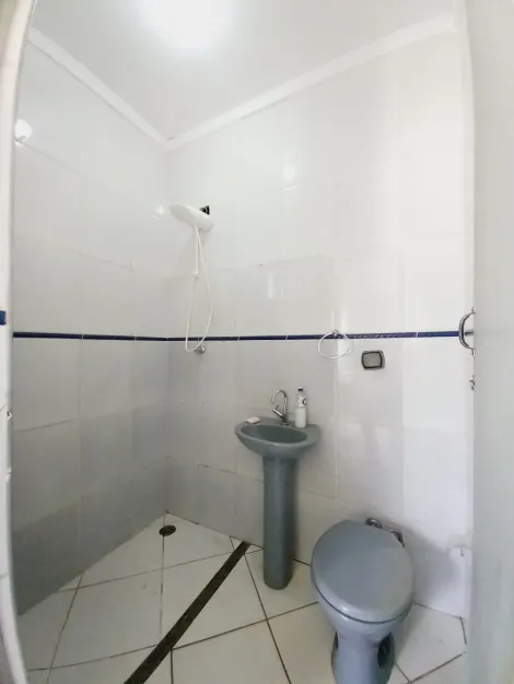 Alugar Casa / Padrão em Ribeirão Preto R$ 1.500,00 - Foto 14