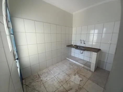 Alugar Casa / Padrão em Ribeirão Preto R$ 900,00 - Foto 6