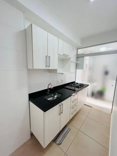 Alugar Apartamento / Padrão em Ribeirão Preto R$ 1.800,00 - Foto 9