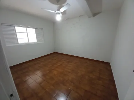 Alugar Casa / Padrão em Ribeirão Preto R$ 1.400,00 - Foto 10