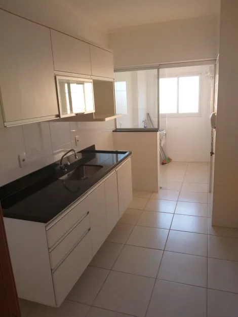 Alugar Apartamento / Padrão em Ribeirão Preto R$ 2.500,00 - Foto 5