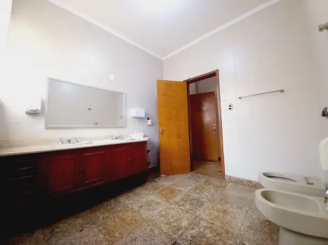 Alugar Casa / Padrão em Ribeirão Preto R$ 1.900,00 - Foto 12