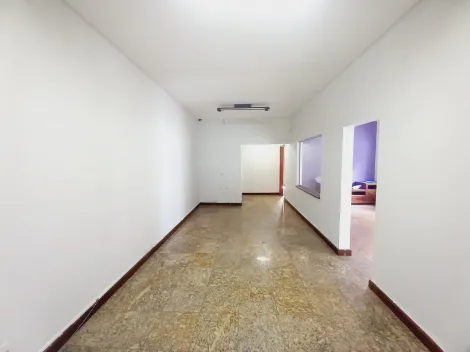 Alugar Casa / Padrão em Ribeirão Preto R$ 1.900,00 - Foto 2