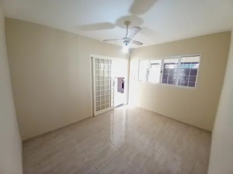 Alugar Casa / Padrão em Ribeirão Preto R$ 2.400,00 - Foto 11