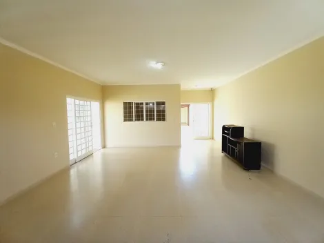 Alugar Casa / Padrão em Ribeirão Preto R$ 2.400,00 - Foto 2