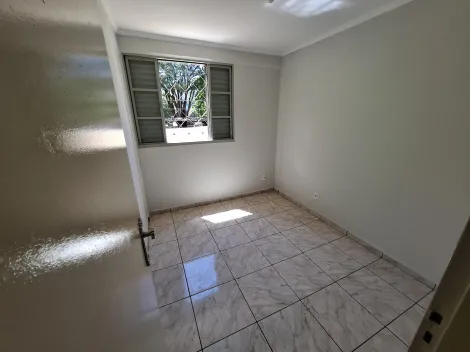 Alugar Apartamento / Padrão em Ribeirão Preto R$ 1.200,00 - Foto 9