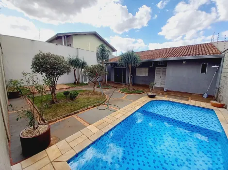 Casa / Padrão em Ribeirão Preto Alugar por R$3.700,00