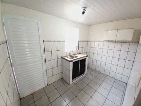 Alugar Casa / Padrão em Ribeirão Preto R$ 900,00 - Foto 10