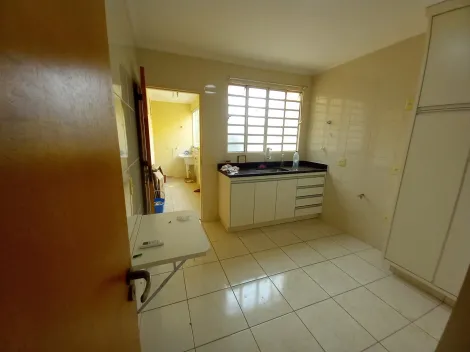 Alugar Apartamento / Padrão em Ribeirão Preto R$ 1.500,00 - Foto 12